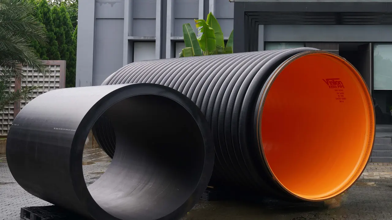 pipa HDPE berdiameter 1600 mm dan pipa KRAH berdiameter 2000 mm