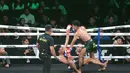 Laga seru Juang Kadja melawan KKBayan dalam pertandingan Byon Combat Showbiz 8 di Tennis Indoor Senayan, Jakarta, Sabtu (29/8/2026). (KLY/Budy Santoso)