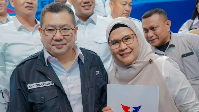 Bupati Indramayu, Nina Agustina, Bersama Ketum Perindo, Hary Tanoesoedibjo (Istimewa)