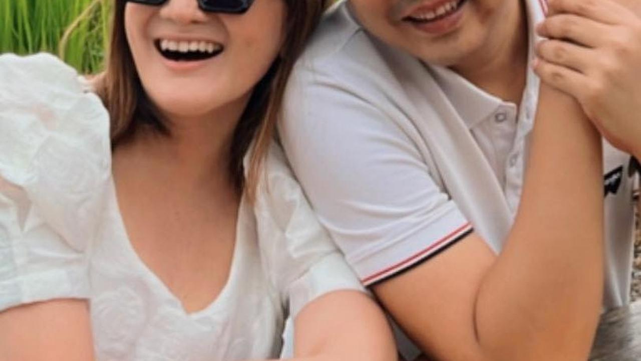 8 Potret Kiki Amalia Umumkan Kabar Bahagia,  Hamil Anak Pertama di Usia 41 Tahun