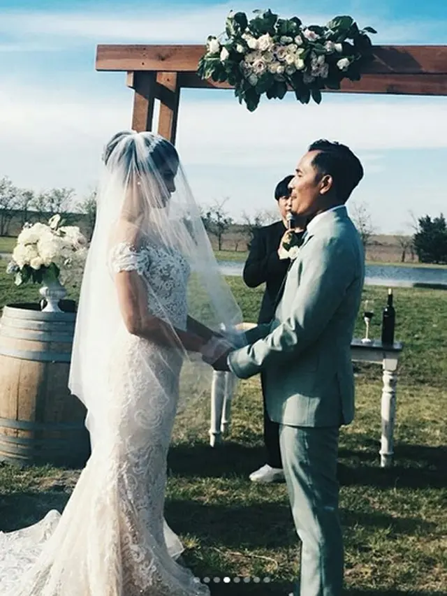 [Bintang] Pernikahan Tanta Ginting dan Danelta