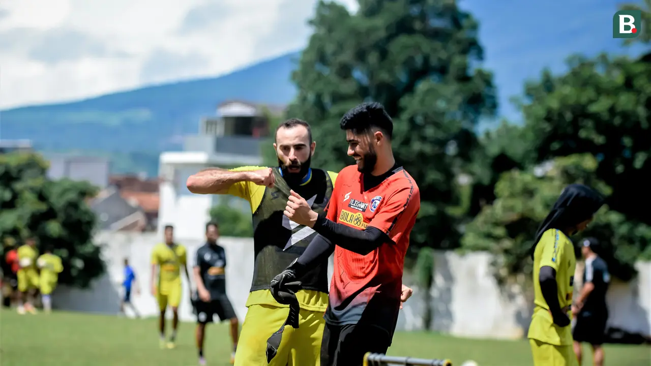 Sergio Silva dan Adilson Maringa