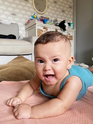 Lucu Lucu Sederet Potret Anak Artis Indonesia Yang Masih Bayi News Entertainment Fimela Com