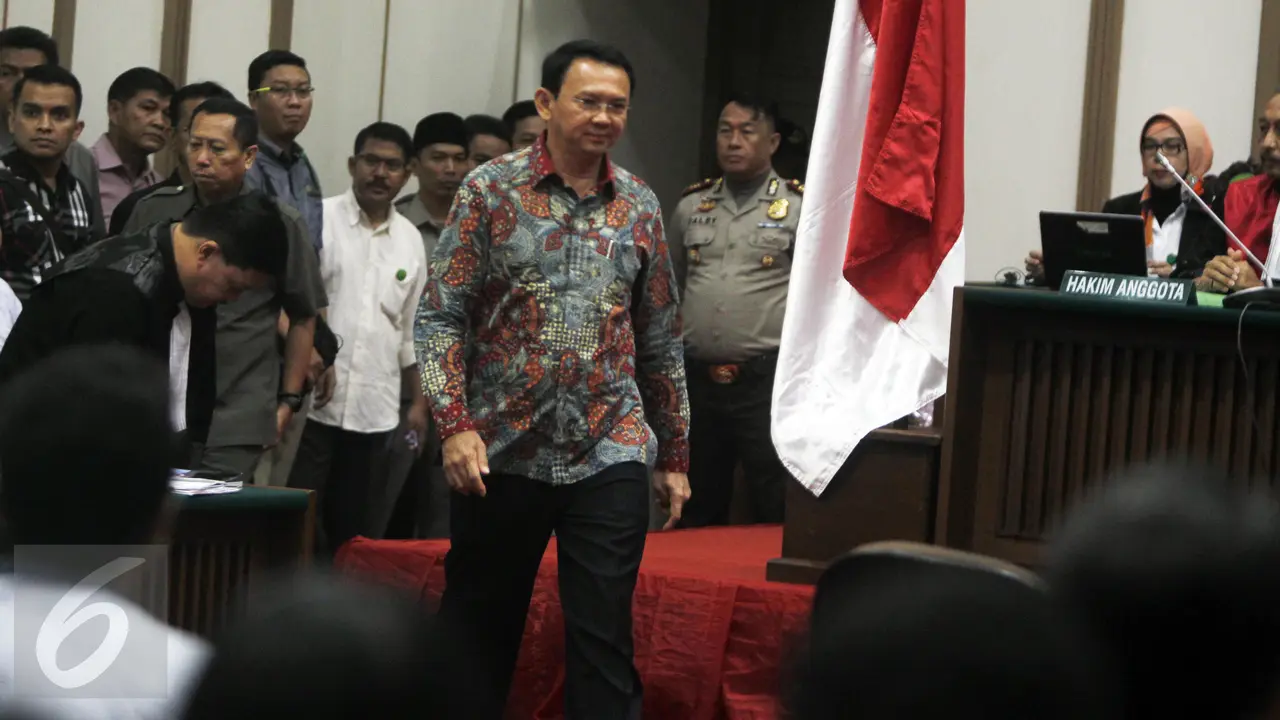 20170207-Sidang-Ahok-Jakarta-Isra-Triansyah