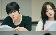 Kim Woo Seok dan Kang Na Eon Cinlok Usai Syuting Drama Social Savvy Class 101, Terpantau Kencan Berdua