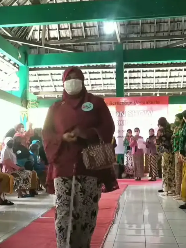 Fashion Show Kebaya