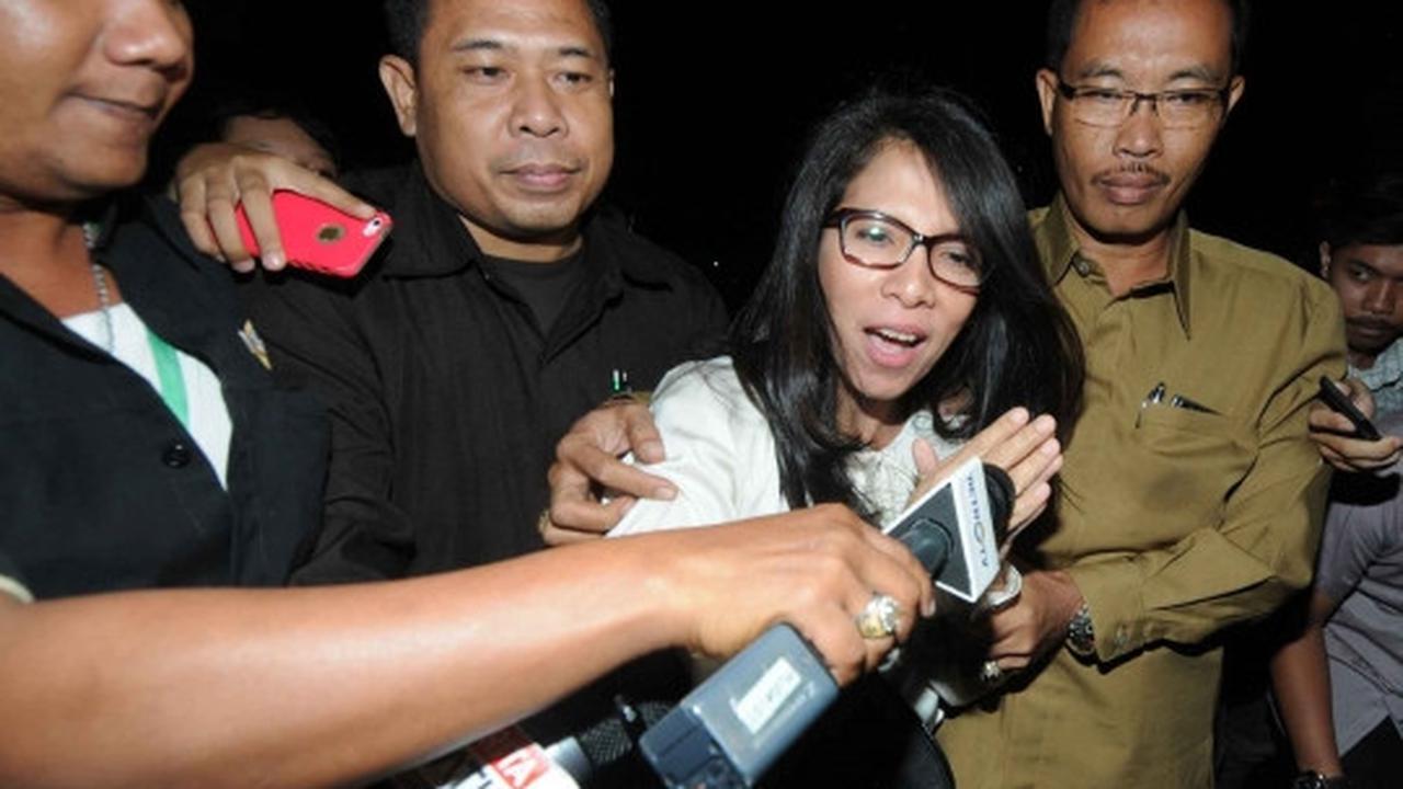 KPK periksa Backing Vokal Kla Project terkait korupsi Bansos