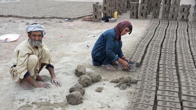 Menelisik Praktik Bacha Posh di Afghanistan