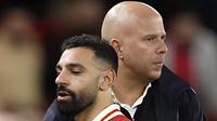 Mohamed Salah and Arne Slot's relationship at Liverpool has become strained. Salah is frustrated at being benched, hinting at a breakup, and feeling unwanted at the club.
