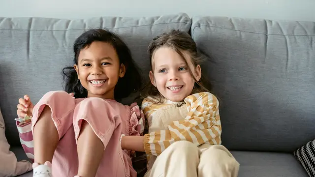 3. Cancer: Penuh Cinta dan Perhatian Tanpa Batas