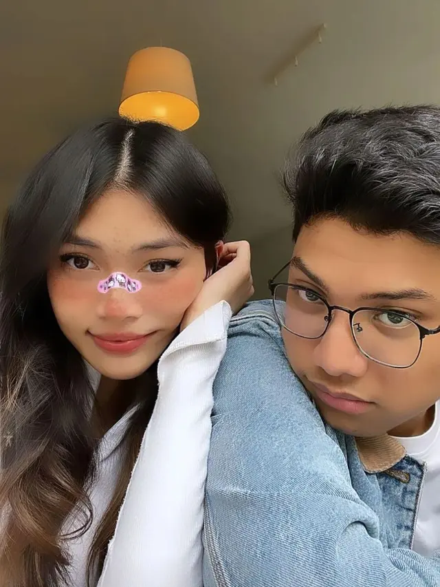 [Fimela] Sasi Asmara dan kekasihnya