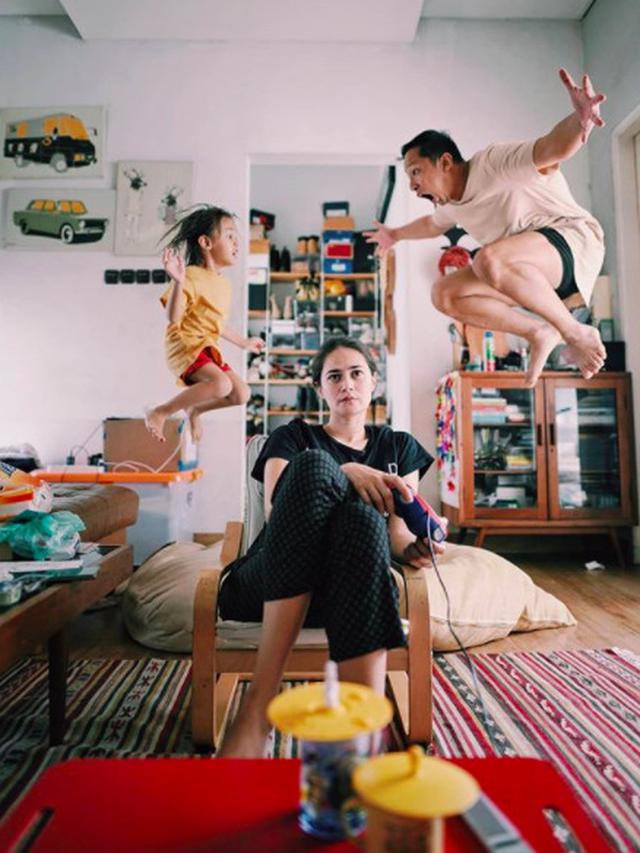 Ringgo Agus Rahman dan Keluarga Selama di Rumah