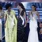 Top 5 finalis Miss Universe 2017, dari kiri, Miss Colombia Laura Gonzales, Miss Jamaica Davina Bennett, Miss Thailand Maria Poonlertlarp, Miss Venezuela Keysi Sayago dan Miss South Africa Demi-Leigh Nel-Peters di Las Vegas, (26/11) (AP/John Locher)