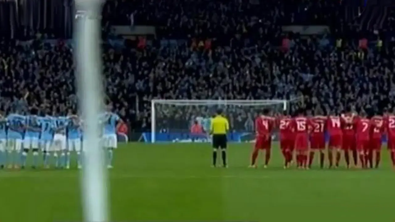 Insiden Mobil Jatuh di Detos hingga Jelang Liverpool VS Man City