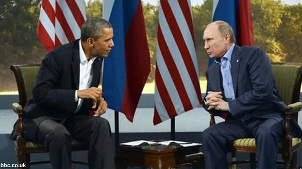 obama-putin-130808b.jpg