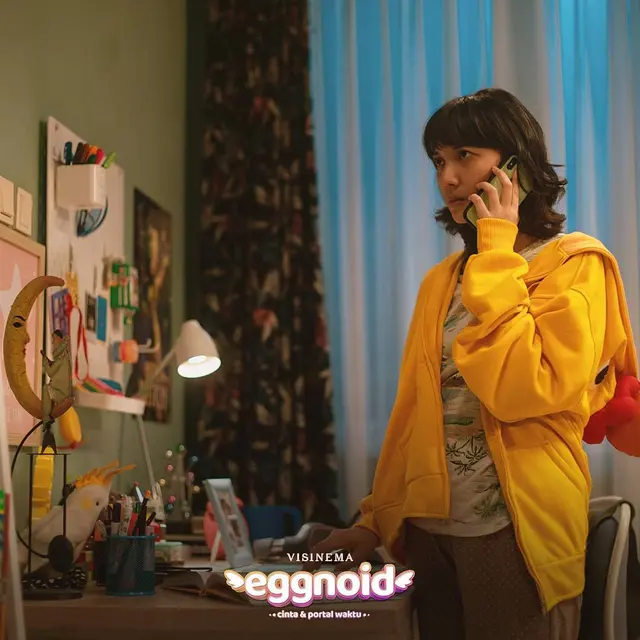 Sheila Dara sebagai Kirana (IMDb/Eggnoid: Love and Time Portal)