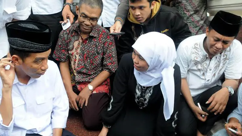 Jokowi Pilih Khofifah Jadi Juru Bicara