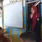 Pengorbanan Guru Tri Septiana, Menerjang Ombak Demi Mimpi Anak Pulau Tegal