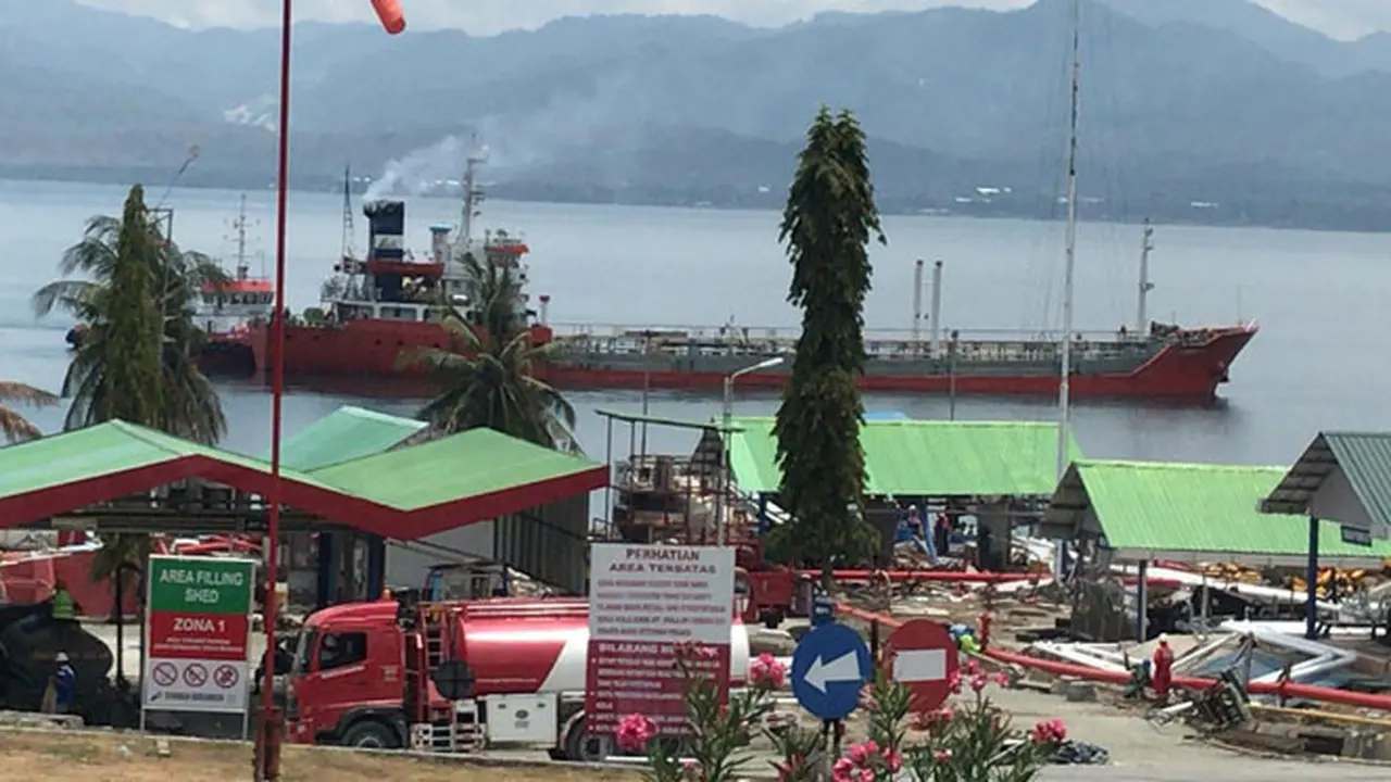 Tanker Kedua MT Lamiwuri telah Bersandar di Donggala