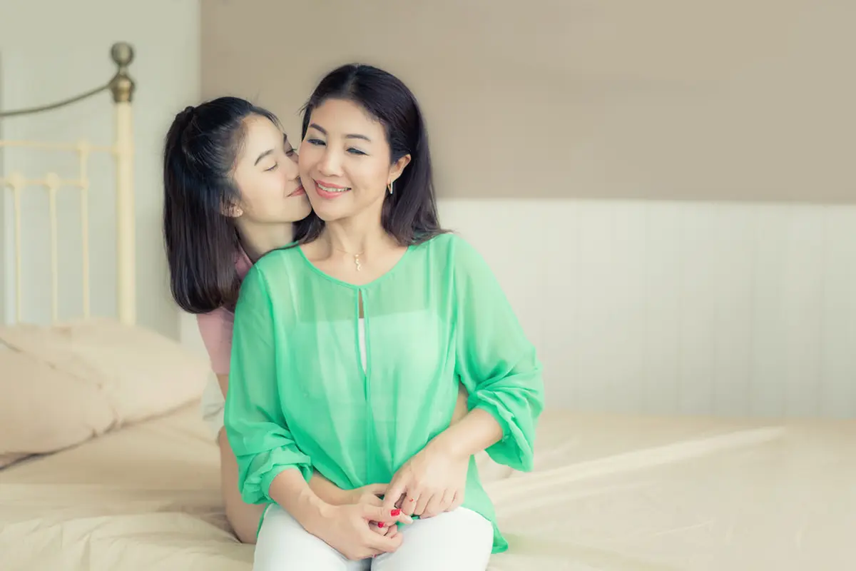 Jangan Buru-Buru Keluar dari WAG Keluarga, Yuk Pertahankan Hubungan dengan Orangtua