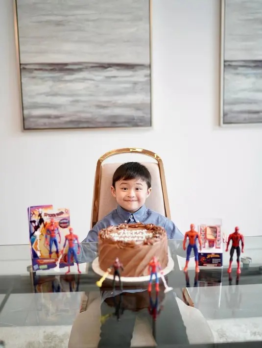 Perayaan ulang tahun Raphael Moeis, anak Sandra Dewi dan Harvey Moeis. [Foto: Instagram/sandradewi88]