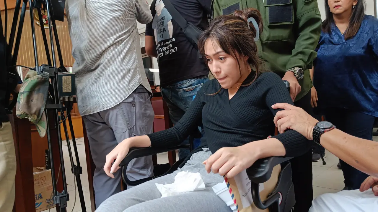 Anastasia Pretya Amanda saat jadi saksi Mario Dandy