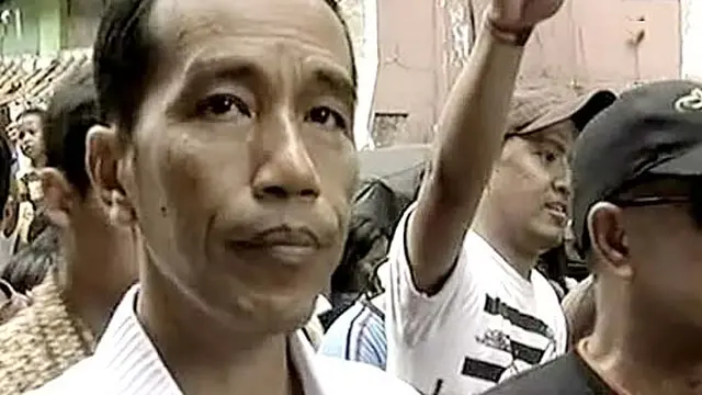 Jokowi Tetap Bekerja di Hari Raya