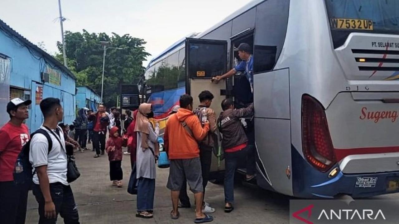 Terminal Purboyo Madiun Tambah 120 Bus untuk Angkutan Lebaran 2026