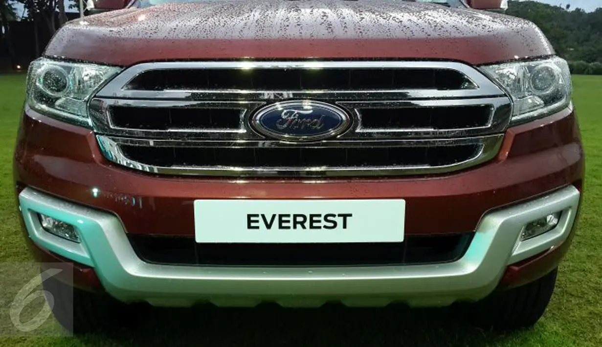 All new Everest memiliki fitur SYNC 2, active park assist, curve control, juga blind spot information system dengan cross traffic alert. (Foto: Septian Pamungkas/Liputan6.com)