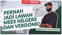 Berita video Lebih Dekat episode kali ini berbincang hangat dengan pemain keturunan Belanda yang kini membela FC Bekasi City. Mulai dari permasalahan gaji yang tak dibayar hingga mimpi bermain di Liga 1.
