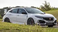 Gaharnya Honda Civic Type R Versi Balap