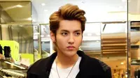UUD (Ujung-ujungnya Duit), Tuntutan Kris EXO ke SM Entertainment