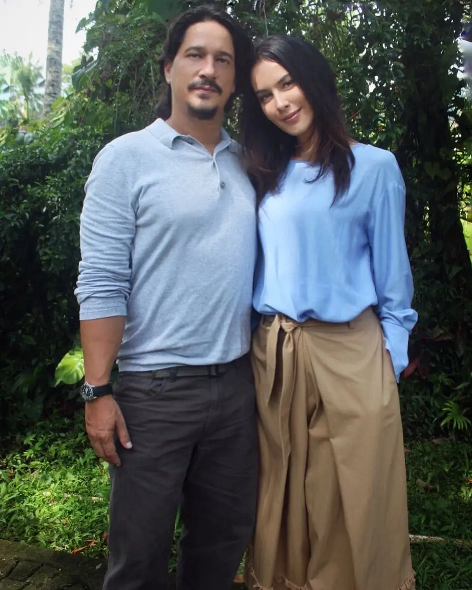 Aktris Sophia Latjuba dan aktor Bucek Depp. (Instagram - @sophia_latjuba88)