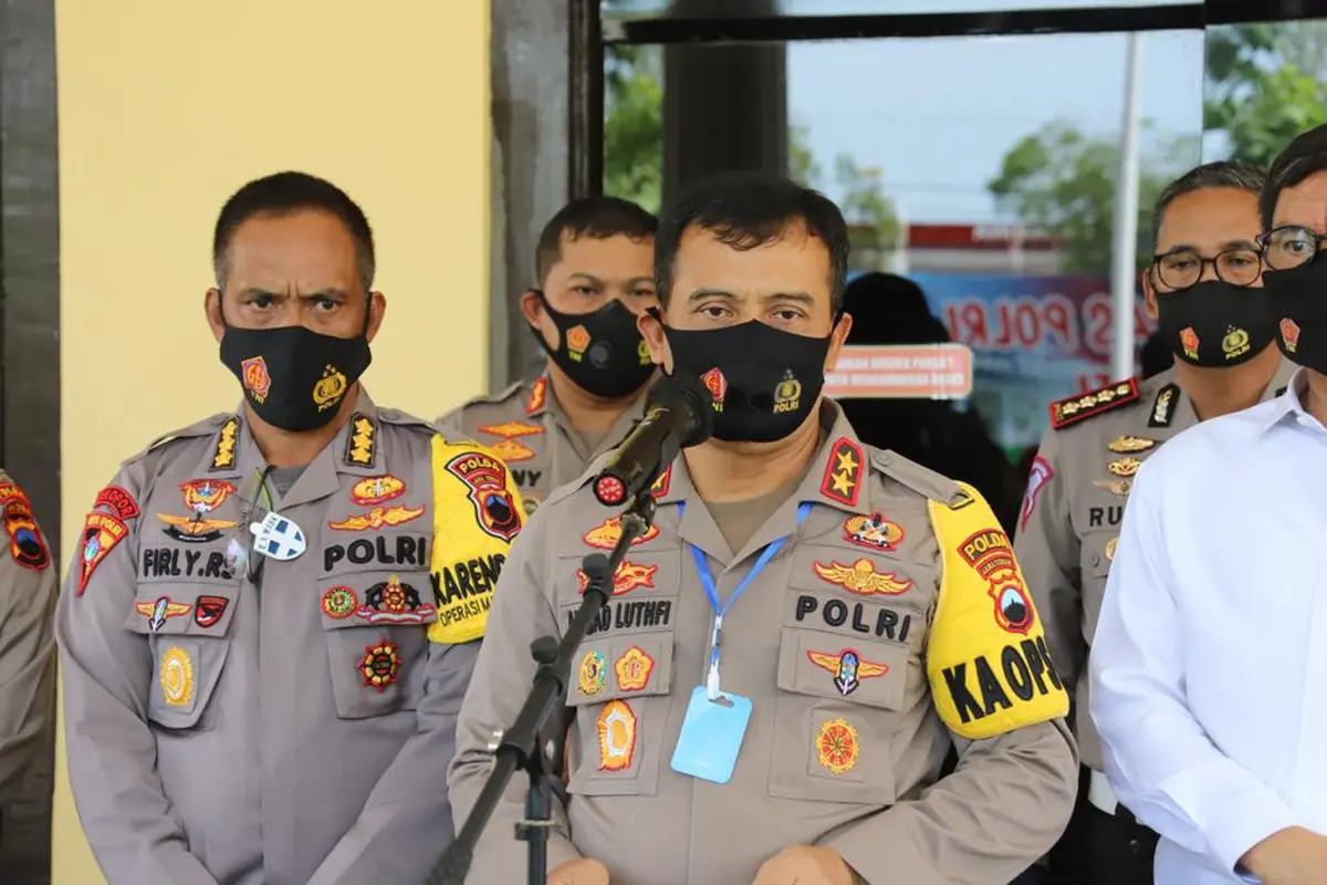 Kapolda Jateng Irjen Ahmad Lutfi memastikan tersangka konser dangdut di tengah pandemi, Wakil Ketua DPRD Kota Tegal, W jalani pemeriksaan perdana berstatus tersangka. (Foto: Liputan6.com/Polres Pemalang)