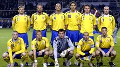 The Swedish international football team pose prior playing their Euro 2008 Group F qualifying soccer match against Latvia at Rasunda stadium in Stockholm, Sweden, 21 November 2007. AFP PHOTO/SCANPIX/JANERIK HENRIKSSON