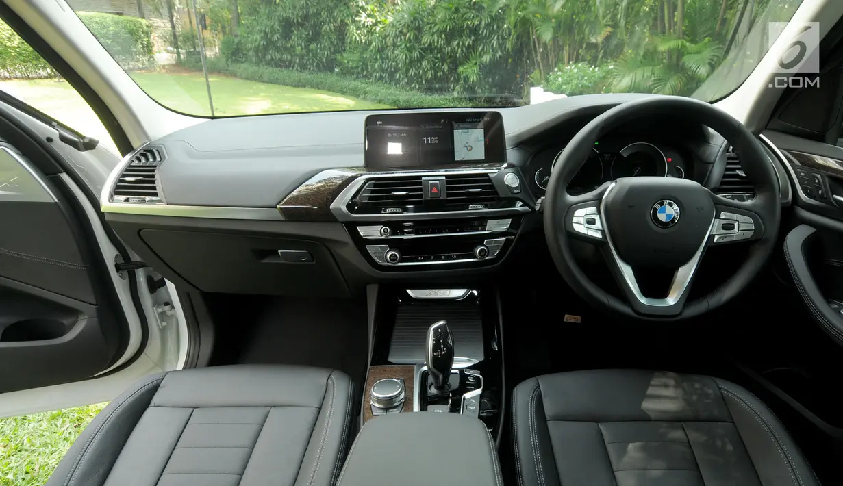 FOTO: Mengintip Interior BMW X3 Terbaru - Foto Liputan6.com