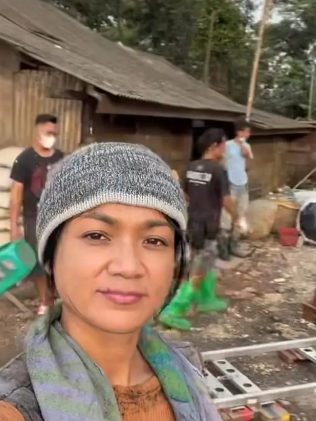 Potret Nirina Zubir di Bantargebang (Sumber: Instagram/@nirinazubir_)