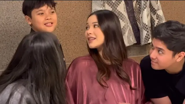 Alyssa Daguise rayakan Ulang Tahun Safeea Ahmad ke-15. [Youtube Ahmad Dhani]