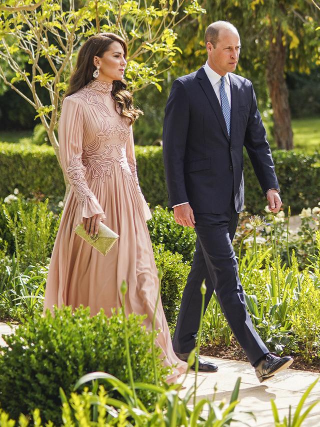Pangeran William dan Kate Middleton. (Royal Hashemite Court via AP)