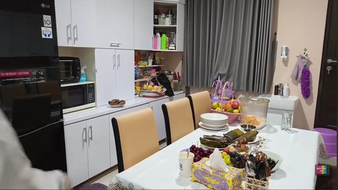9 Potret Ruang Makan di Rumah Ayu Ting Ting Saat Sahur