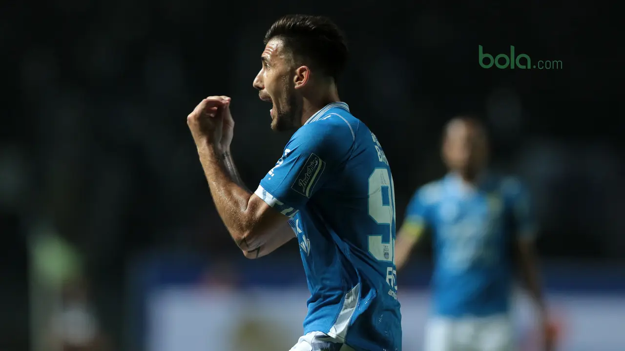 Persib Bandung, Mitra Kukar, Liga 1 Indonesia, Bola.com, Jonathan Bauman