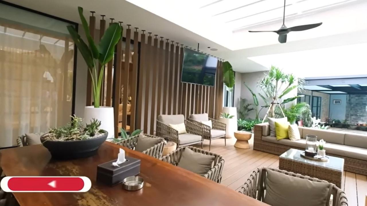 Interior Rumah Maia Estianty