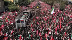 Jutaan Pelayat Antar Ali Khamenei Menuju Peristirahatan Terakhir