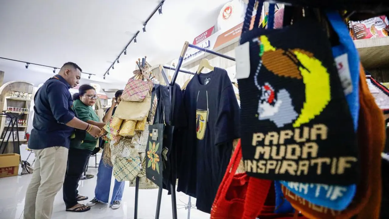 Papua Youth Creative Hub (PYCH) menyediakan wadah bagi para UMKM lokal agar bisa menjual produk-produk khas daerah adat Papua untuk bisa menembus pasar nasional (Istimewa)