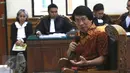 Kak Seto memberikan kesaksian di sidang pembunuhan Angeline dengan terdakwa Margriet Megawe di Pengadilan Negeri Denpasar, Senin (11/1/2016). Kak Seto hadir sebagai saksi ahli dalam bidang psikologi anak. (Liputan6.com/Angga Yuniar)