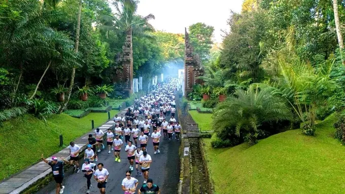Lebih dari Sekadar Kompetisi, Ajang Lari Ini Sajikan Tari Tradisional di Tengah Keindahan Ubud