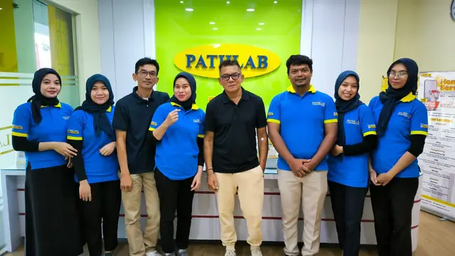 Mira Lesmana juga mempercayakan pemeriksaan kesehatannya pada Pathlab Indonesia.