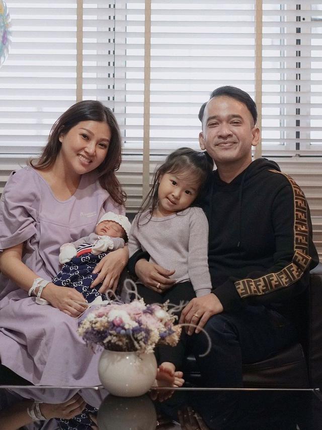 [Fimela] Sarwendah dan Ruben Onsu