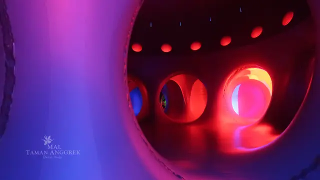 Trilumin by Architects of Air