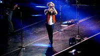 Bruno Mars membuktikan dirinya sebagai penyanyi jempolan saat menggelar konser bertajuk 'The Moonshine Jungle Tour' di Mata Elang Internasional Stadium (MEIS), Ancol, Jakarta Utara Senin (24/3/2014) (Liputan6.com/Andrian M Tunay).